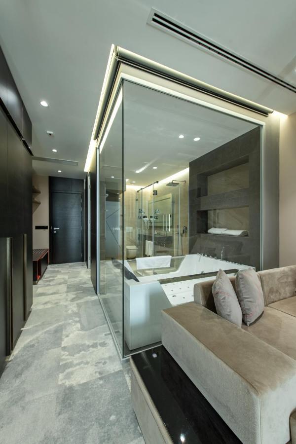 Hotel Zeneva Lux Κραγκούγιεβατς Εξωτερικό φωτογραφία