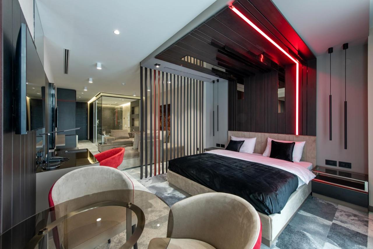 Hotel Zeneva Lux Κραγκούγιεβατς Εξωτερικό φωτογραφία